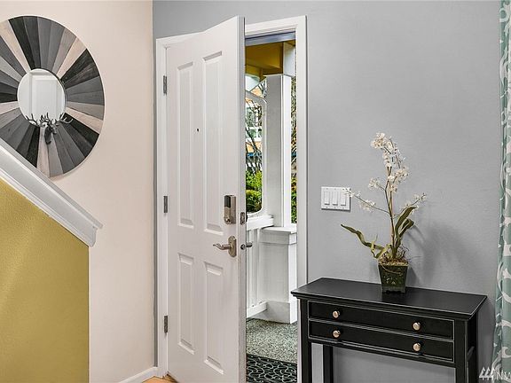 4th image of 2465 NE Julep St