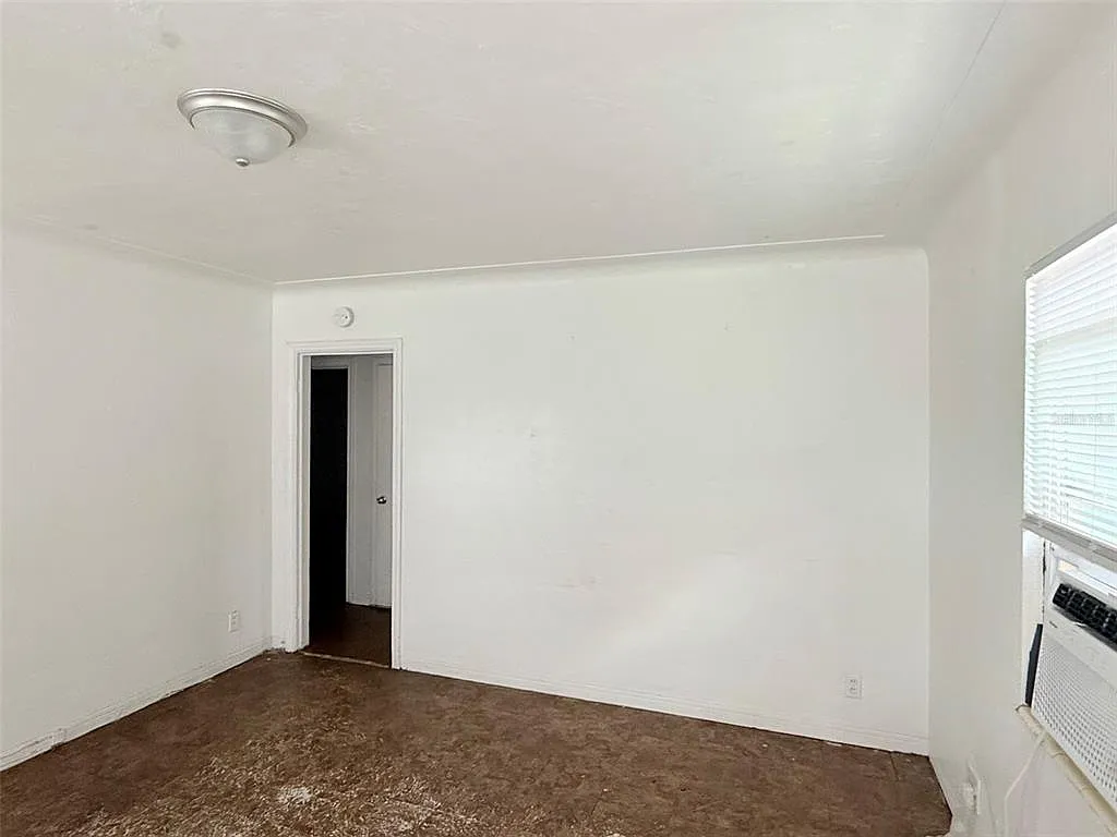 2 bed, 2.0 bath, 900 sqft, $1,295 — Photo 4
