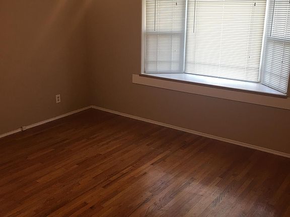 2nd image of 17020 Doublegrove St