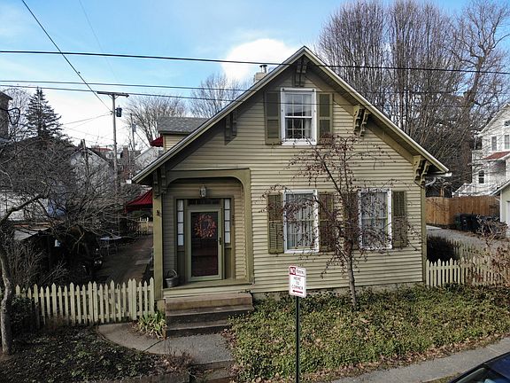 2nd image of 250 N Pearl Ave