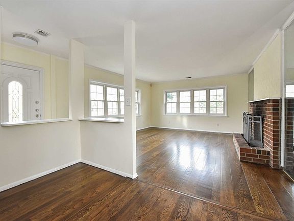 5th image of 8702 188th St