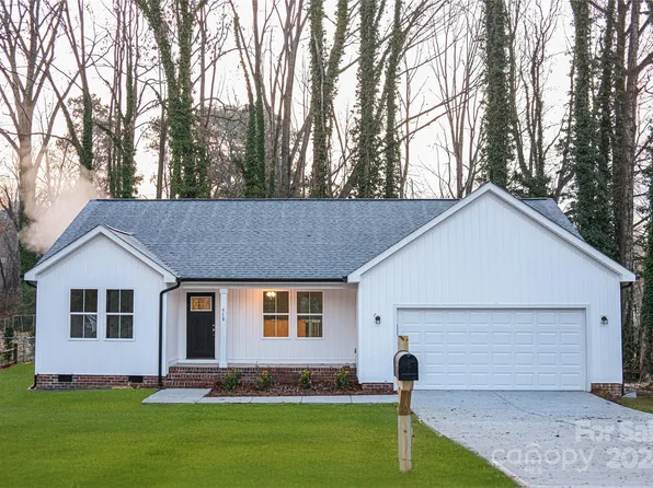 918 Brookwood Ct, Statesville, NC 28677