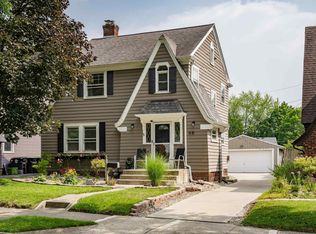 915 Prange Dr, Fort Wayne, IN 46807