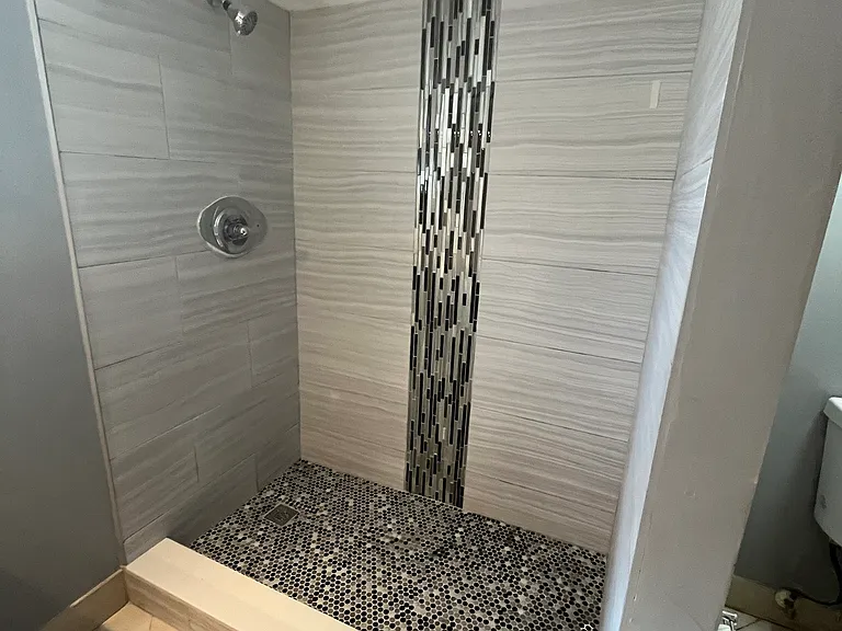 1154 Travis Ave #B — Photo 6