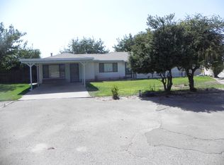 12555 S Henderson Rd, Caruthers, CA 93609