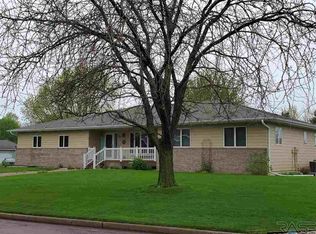 315 S Florence Ave, Colman, SD 57017