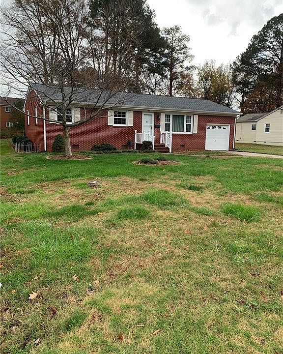 1st image of 800 Old Oyster Point Rd