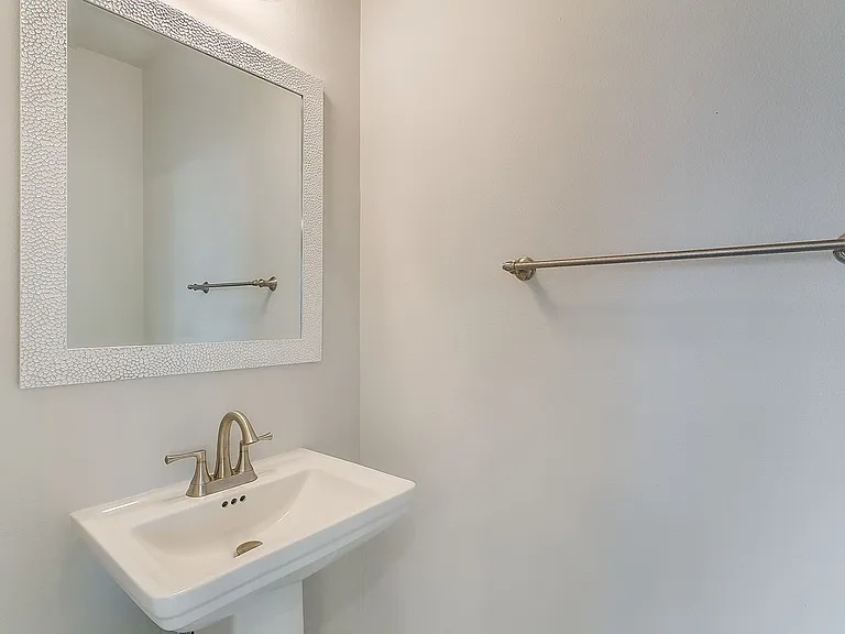 3210 Forest Park Blvd — Photo 27