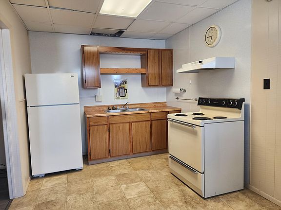 4th image of 425 Colorado Ave APT 2