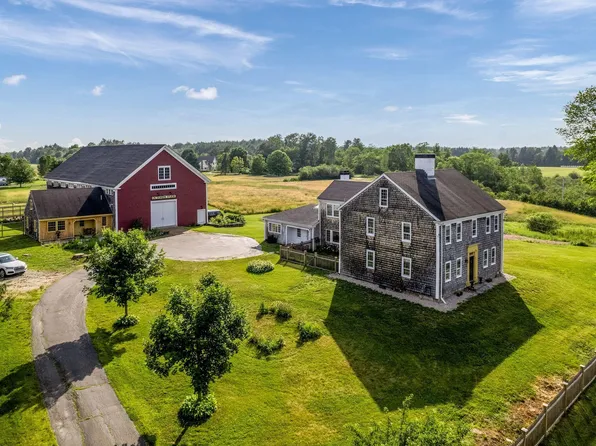 224 Tuttle Road, Cumberland, ME 04021