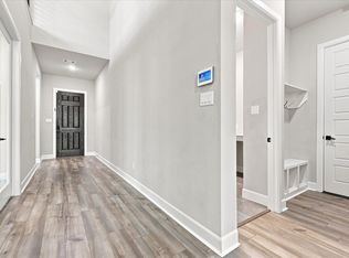 1705 McKnight Dr, Mansfield, TX 76063