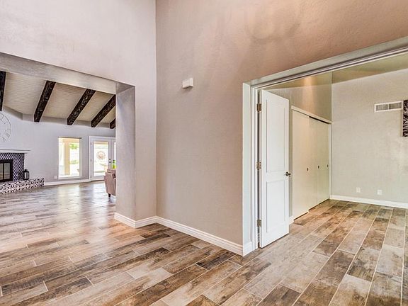 4th image of 5631 N 75th Pl