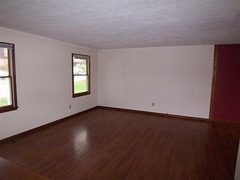 4th image of 224 McClure St