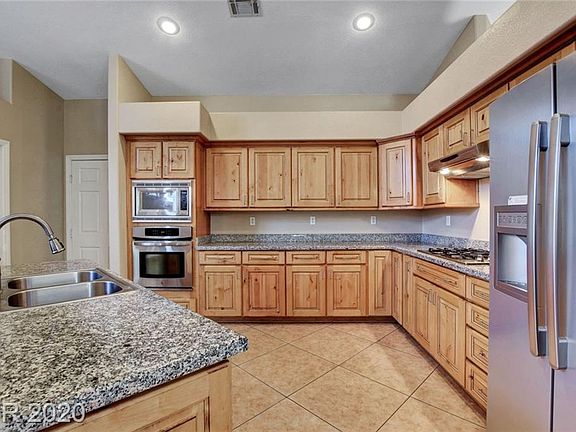 3rd image of 5569 Wild Olive St