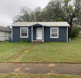 403 E Sears St, Denison, TX, 75021