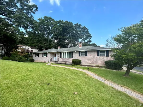 400 N Westbrook Ave, Pen Argyl, PA 18072