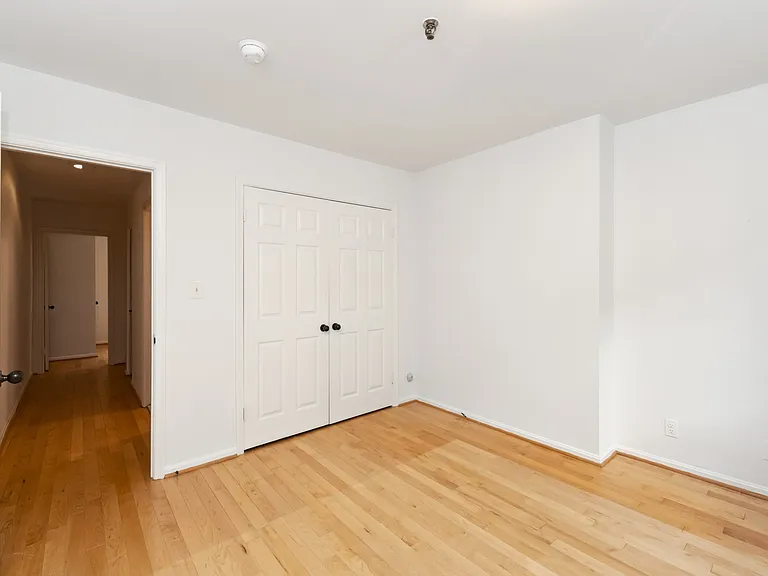 3246 Grace St NW — Photo 16