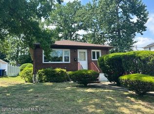 77 Acorn St, Staten Island, NY