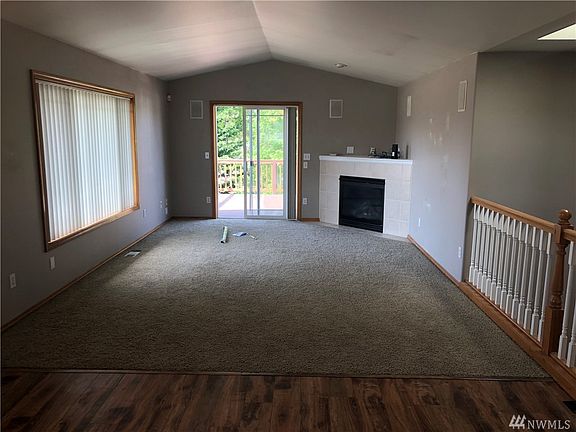 5th image of 10924 57th St E