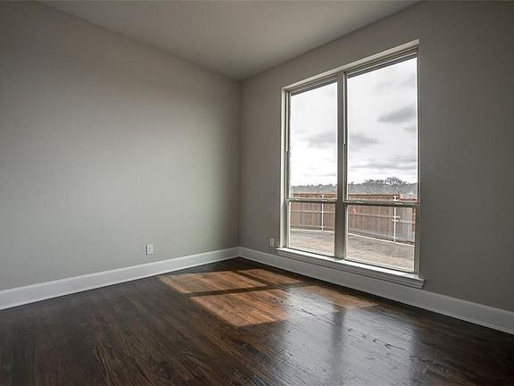 5th image of 6212 Habersham Way