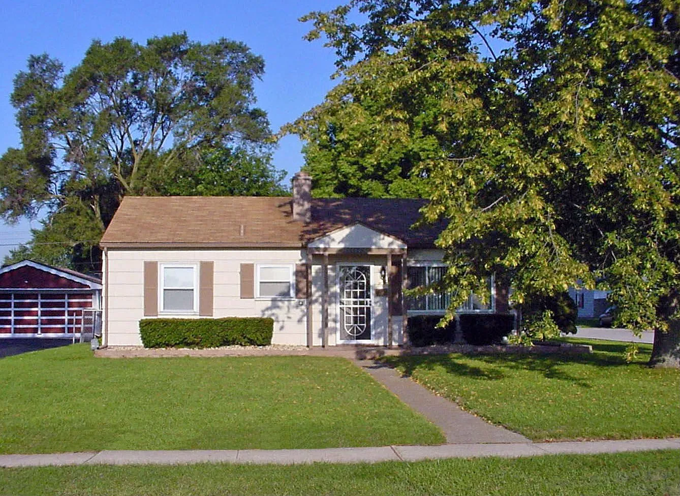 3300 Miller Ave photo 1