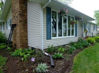 8136 E Wesley Ln, North Webster, IN