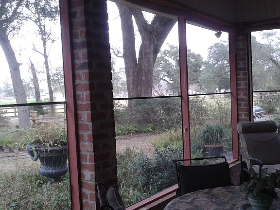 Screened Back-porch