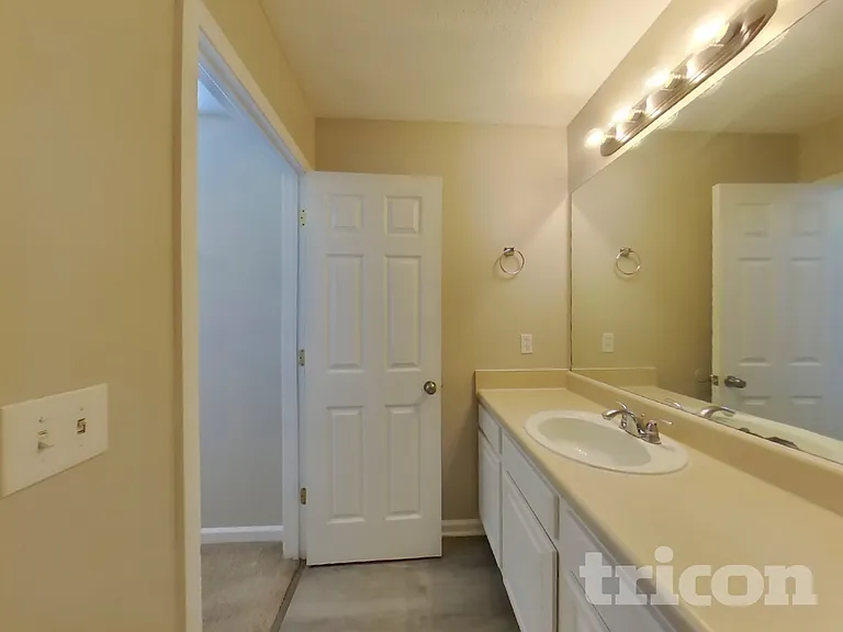 137 Lossie Ln — Photo 10