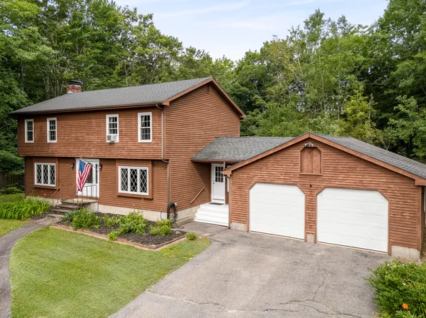 17 Adams Circle, Buxton, ME 04093