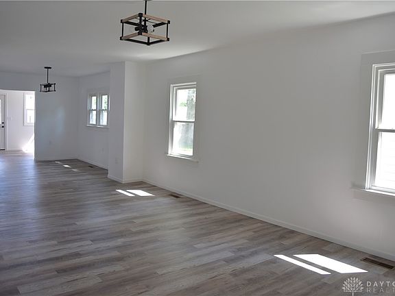 5th image of 1503 Forest Ave