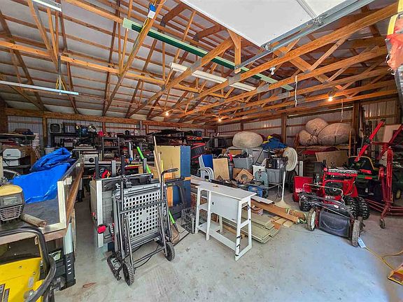 5th image of 11414 McCleary Rd
