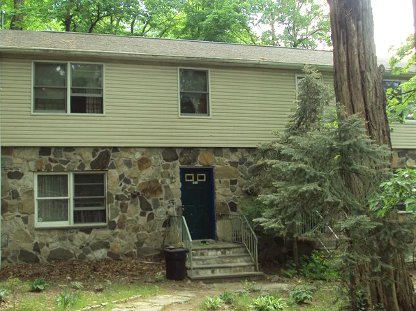 101 Franklin St #B, Peekskill, NY 10566