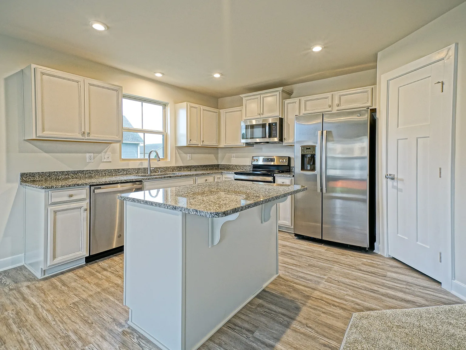 25312 Tannin Cir — Photo 2