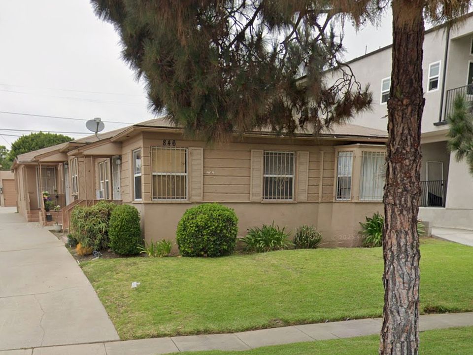 1st image of 848 Centinela Ave APT 2