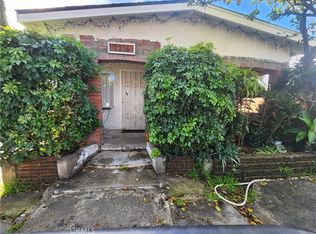 2216 E Hatchway St, Compton, CA 90222