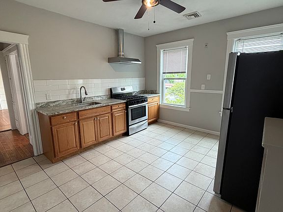 2nd image of 488 Park Ave #3