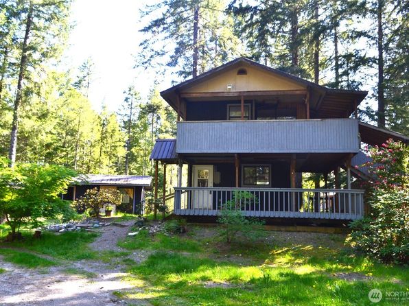 110 NE Collins Drive E, Tahuya, WA 98588
