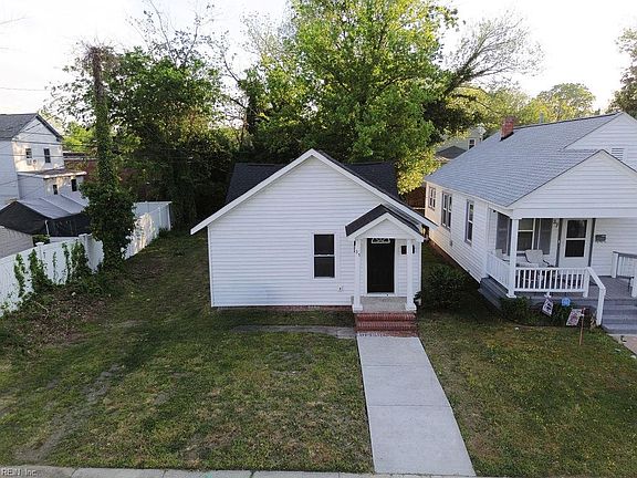 3rd image of 35 Sycamore Ave
