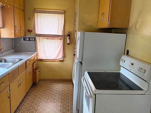 2nd image of 501 N 3rd St