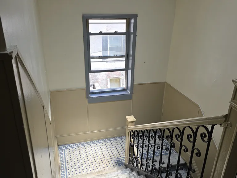 12 Beechwood Ave #15 — Photo 27