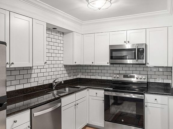 5th image of 7000 Palmetto Dr #6D