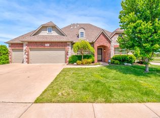 5912 Woodland Rd, Bartlesville, OK 74006