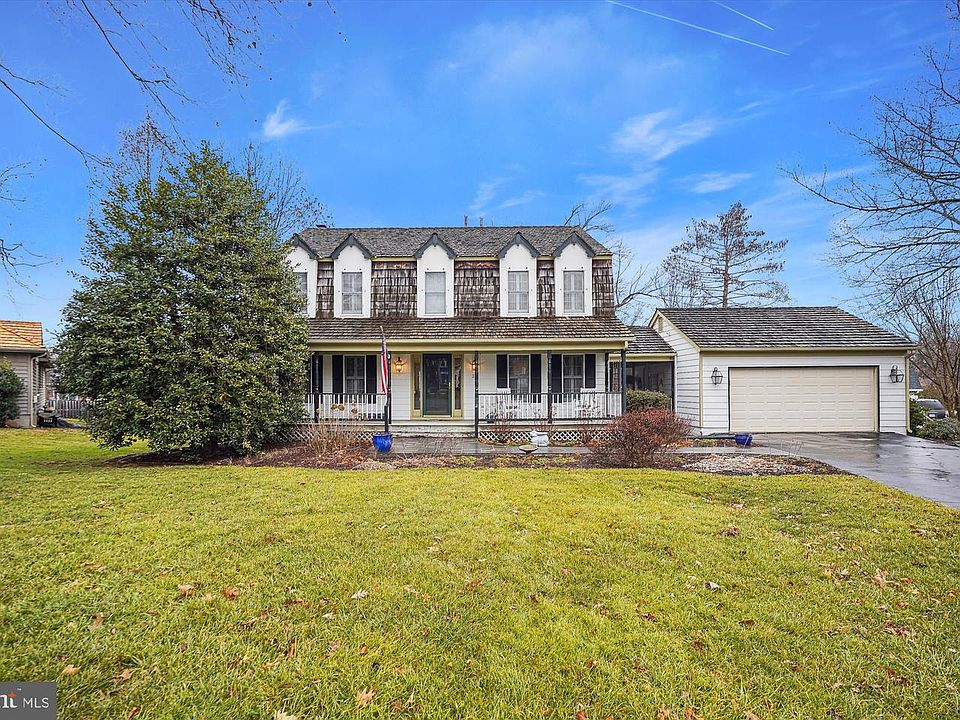 1st image of 214 Browns Meadow Ct NE
