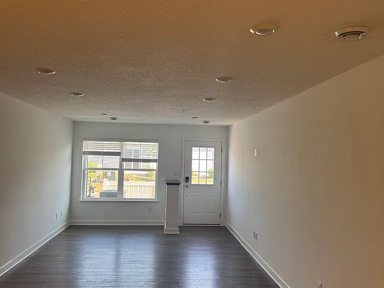 14854 Ardee Pl — Photo 6