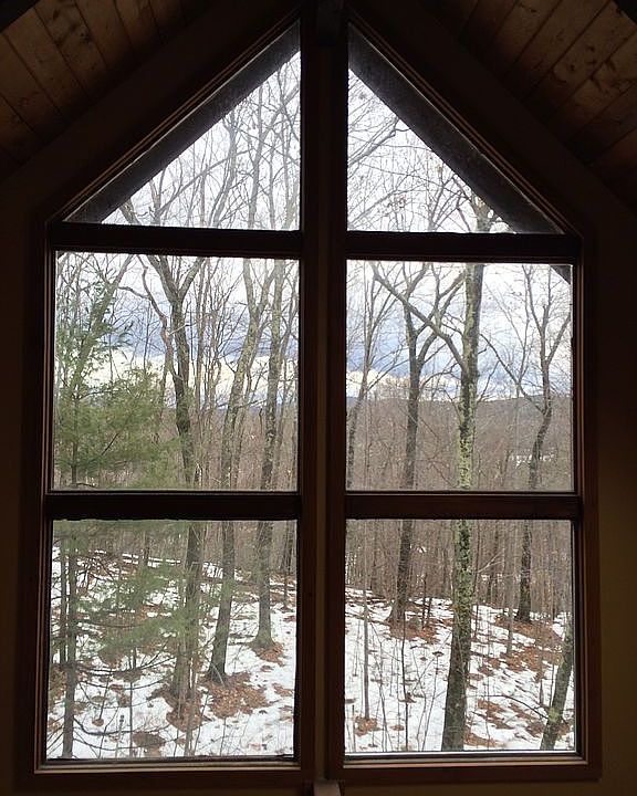 2nd image of 27 Oak Ridge Rd