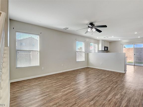 3rd image of 7228 Platinum Peak Ave