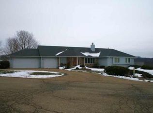 3544 Timber Ln, Cross Plains, WI 53528