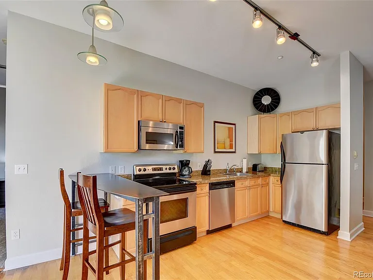 5677 Park Pl #205B — Photo 14