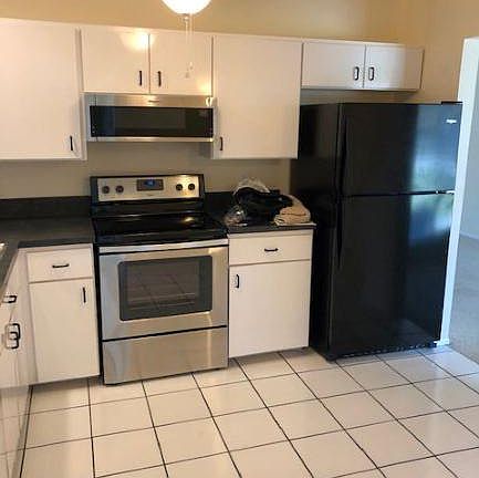 4th image of 2328 Starlite Ln