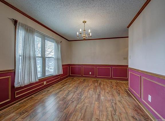 4th image of 2935 Dry Creek Ct